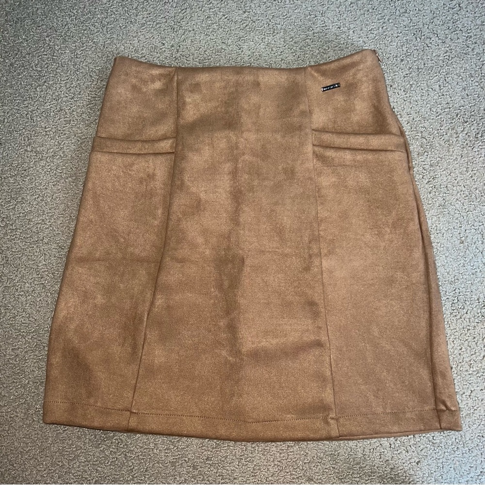 Tahari Suade Tan Skirt